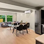 6 Bedroom, 3 Bath, Terrace, Sentrum, High End Tønsberg