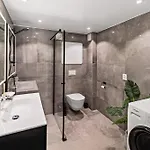 6 Bedroom, 3 Bath, Terrace, Sentrum, High End Tønsberg