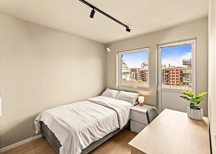 Апартаменты 6 Bedroom, 3 Bath, Terrace, Sentrum, High End Тёнсберг