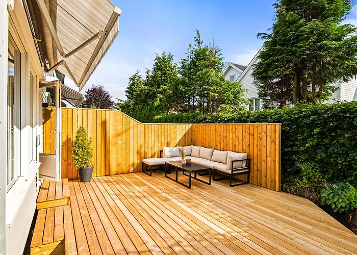 Апартаменты 6 Bedroom, 3 Bath, Terrace, Sentrum, High End *